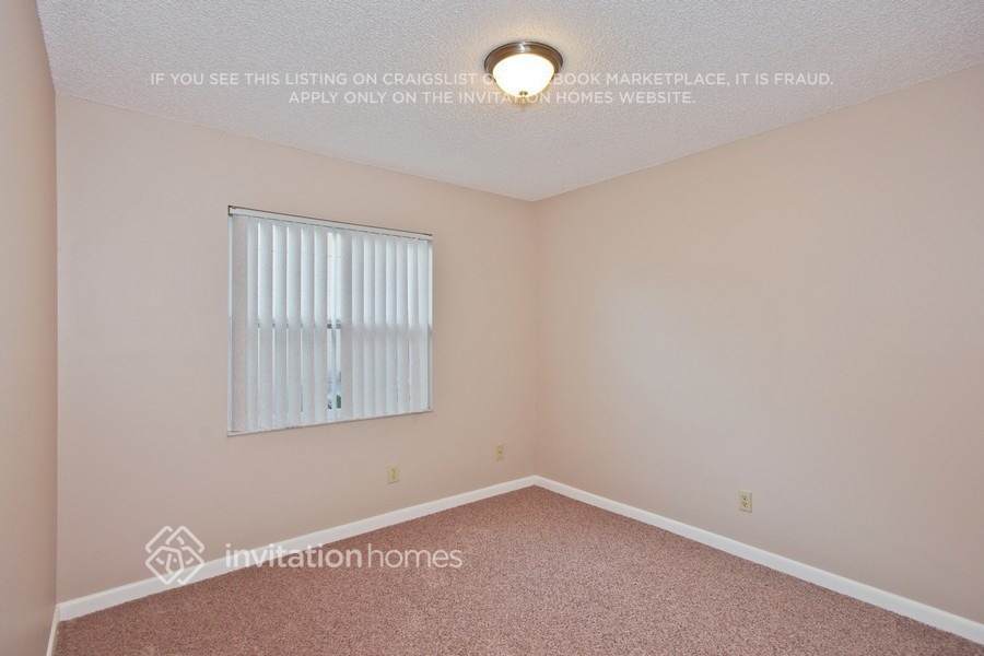Building Photo - 104 Woodfield Ct