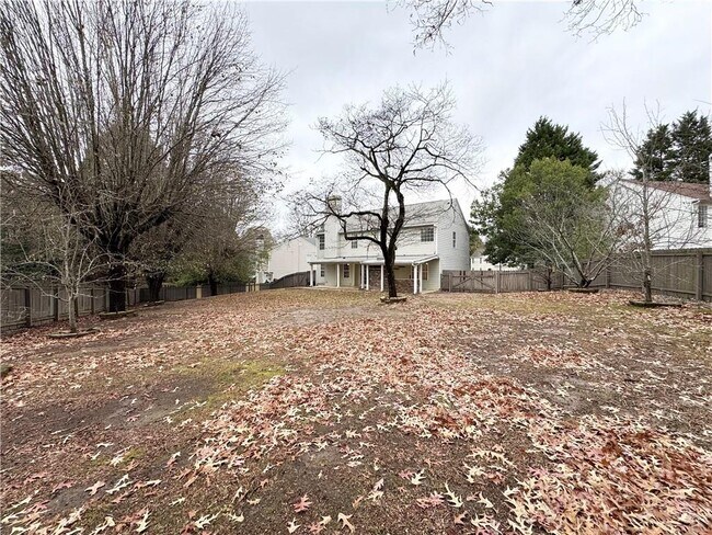 Building Photo - 5212 Pine Branch Cir