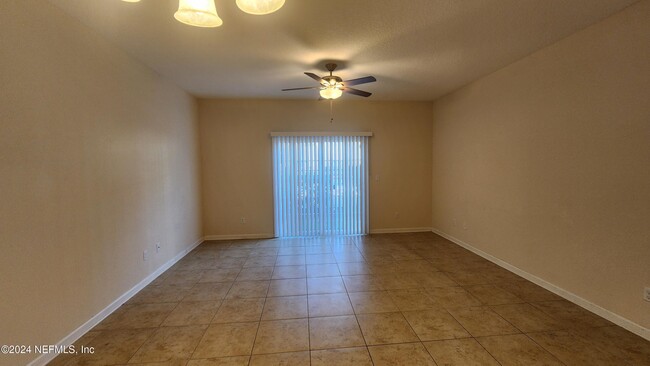 Building Photo - 11274 Estancia Villa Dr