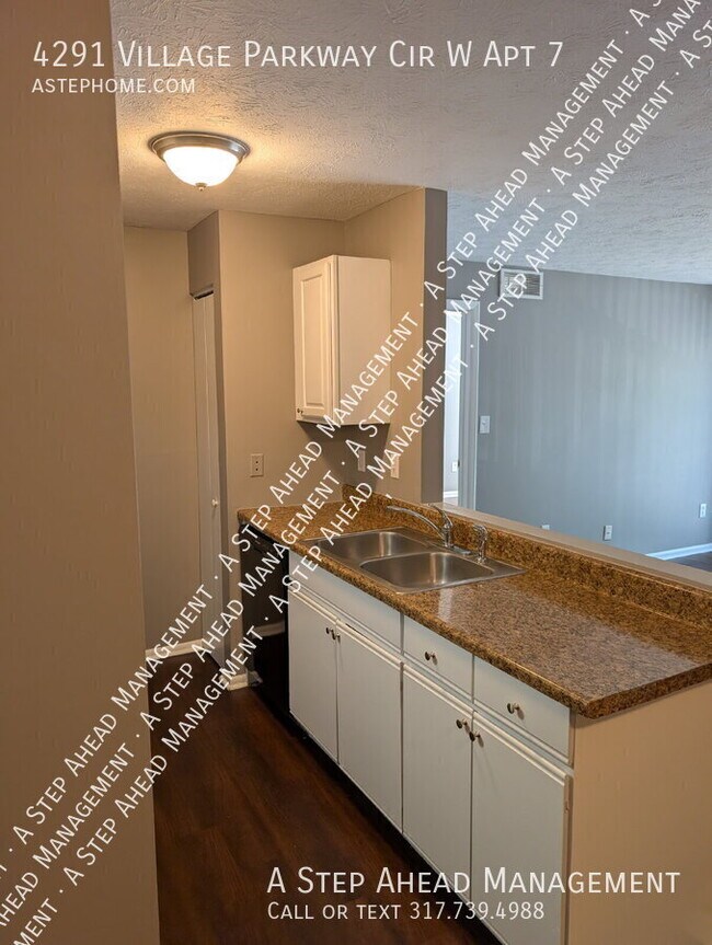 Building Photo - 4291 Village Pkwy Cir W