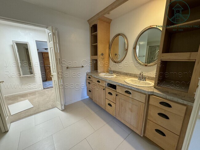 Building Photo - Spacious & Private Four Bedroom Carmel Val...