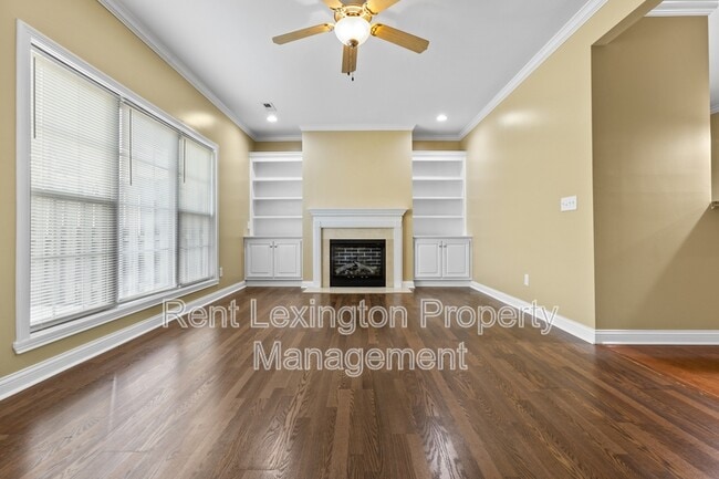 Building Photo - 4464 Stuart Hall Blvd