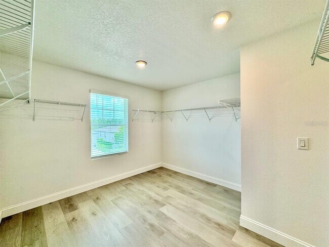 Building Photo - 38851 Opal Willow Ln