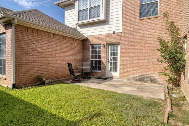 Building Photo - "Charming 4-Bedroom Home with 3 Full Baths...
