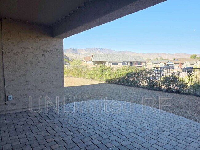 Building Photo - 308 Spirit Cir