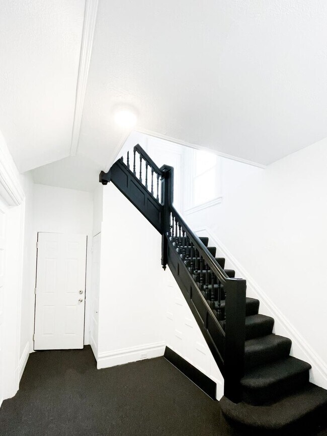 Building Photo - 70 Millbridge St