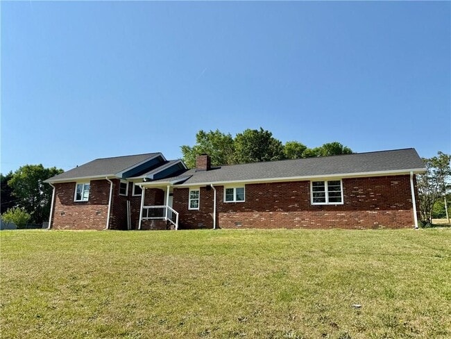 Building Photo - 2360 Gravel Springs Rd