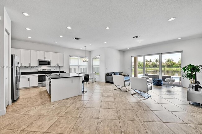 Building Photo - 9706 Celtic Sea Ln