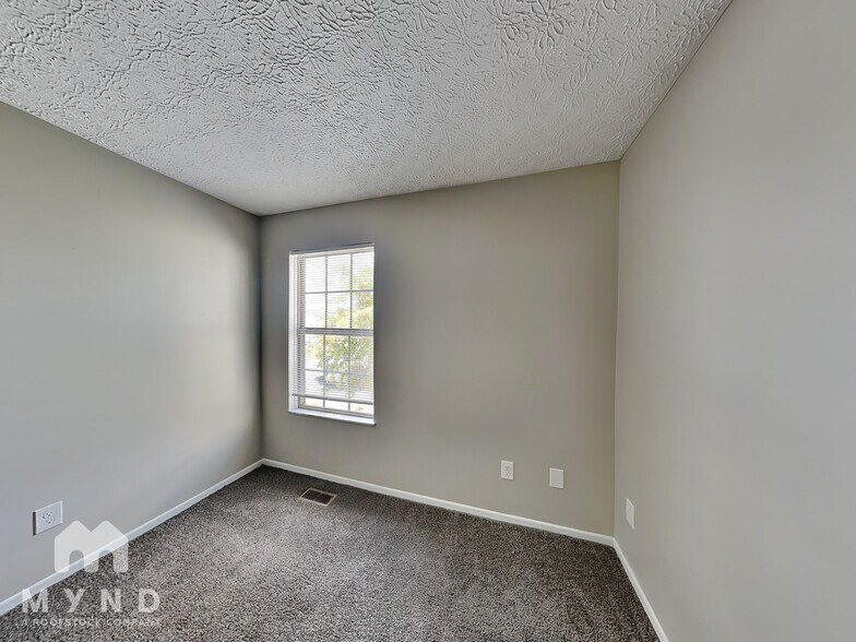 Building Photo - 888 Riggsby Rd
