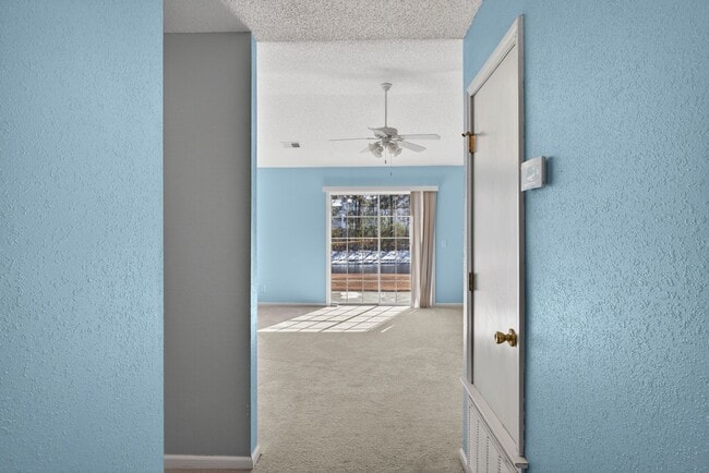 Building Photo - 3 Bedroom 2 Bathroom Single-family home in Port Wentworth - close to Savannah Airport, Savannah P...