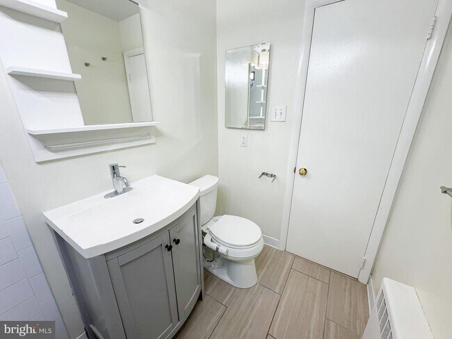 Building Photo - 614 Sligo Ave