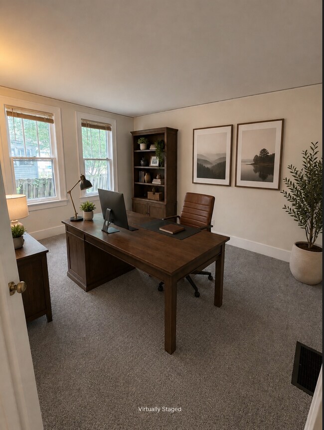 Building Photo - Spacious 4-Bedroom Home with 2 Kitchens | West Ann Arbor