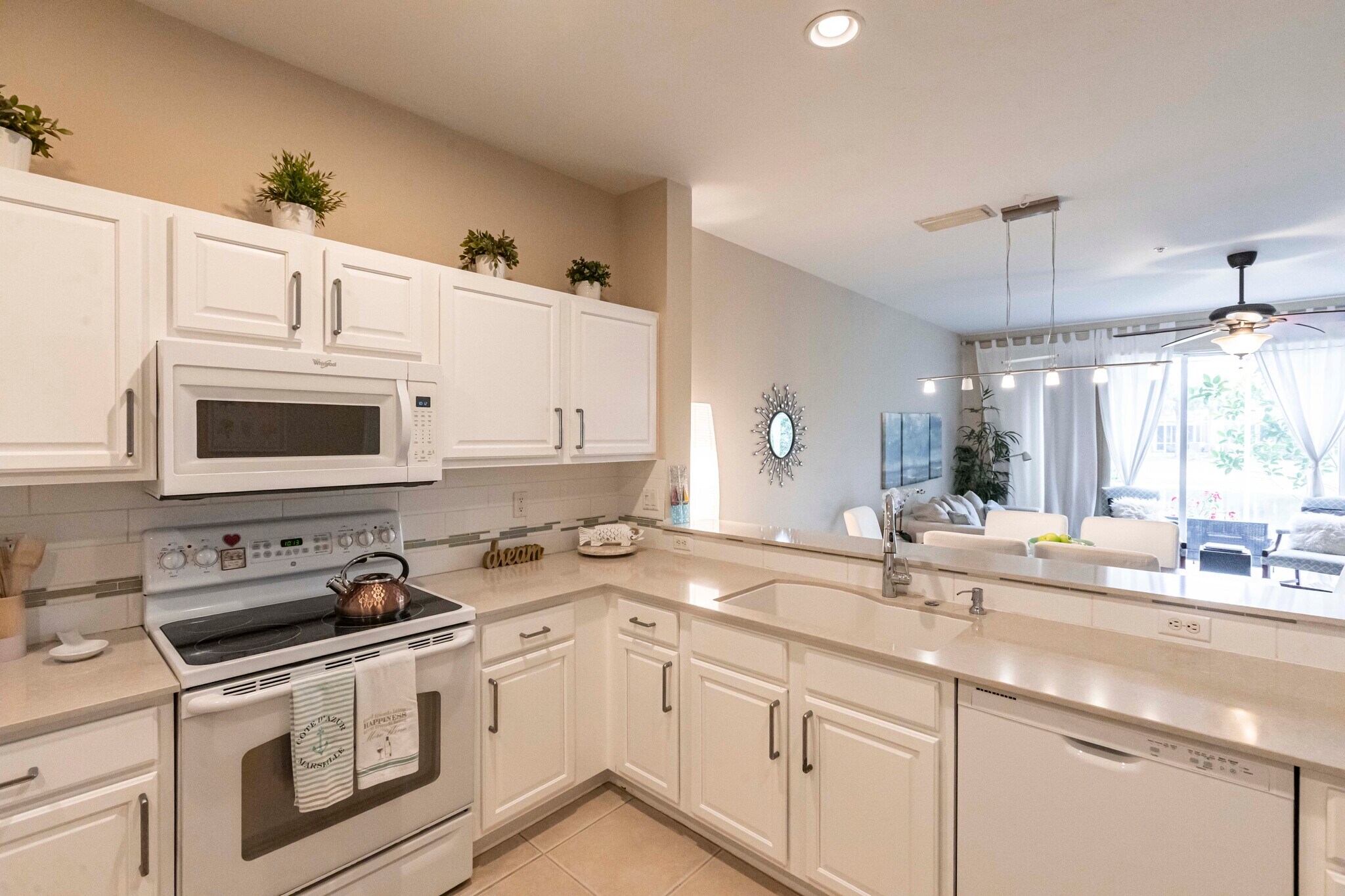 Building Photo - 15616 Marcello Cir