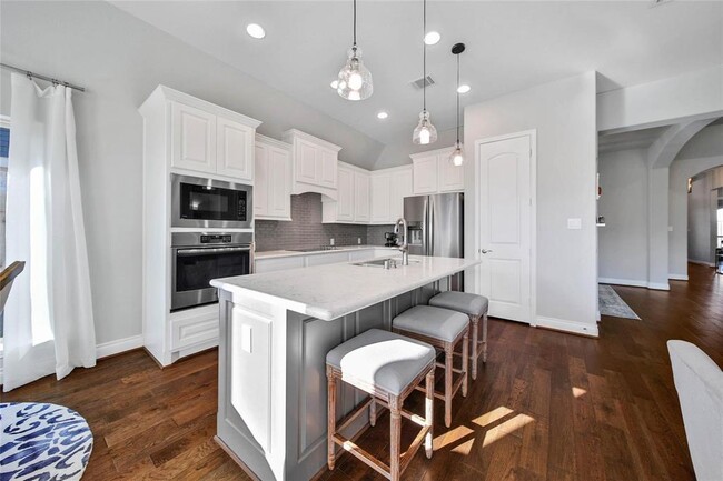 Building Photo - 4615 Primrose Valley Ln