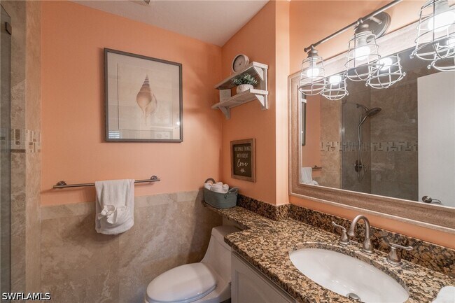 Building Photo - 1215 Edington Pl