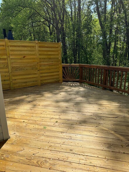 Building Photo - 1523 Ashburnham Dr