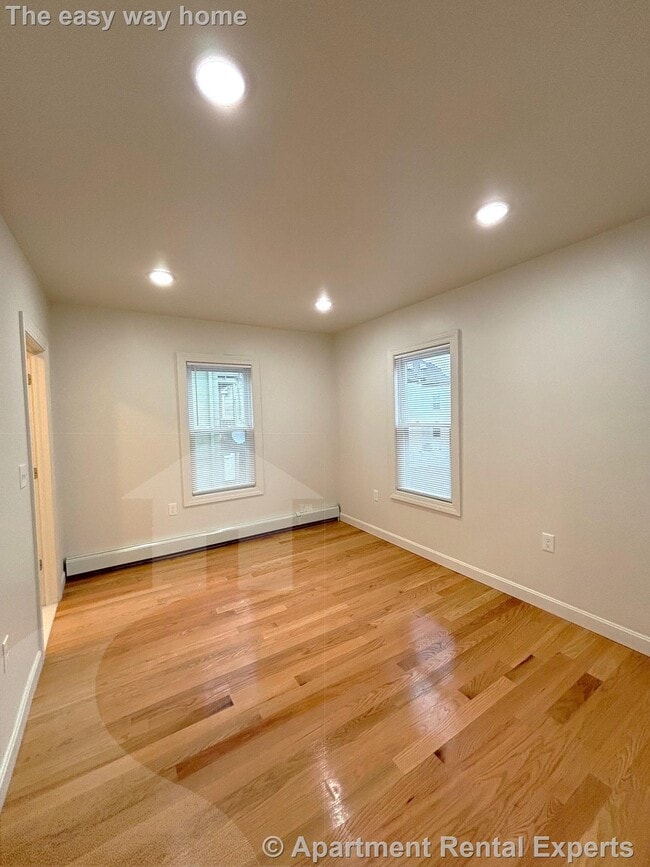 Building Photo - 40 Belknap St