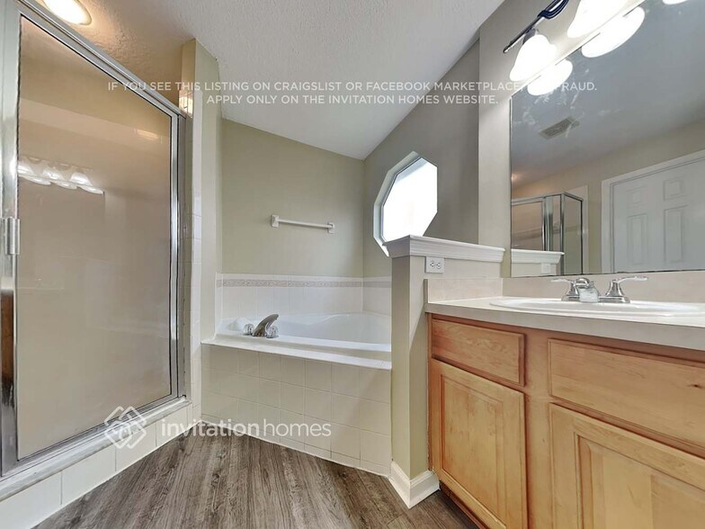 Building Photo - 13948 Bradley Cove Rd