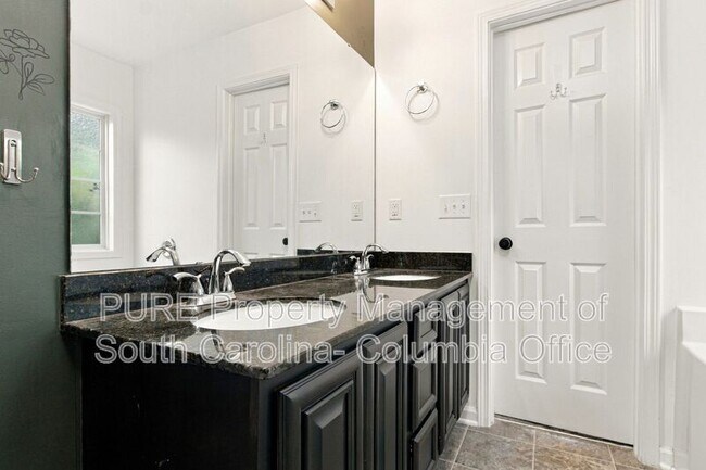 Building Photo - 288 Hollingsworth Ln