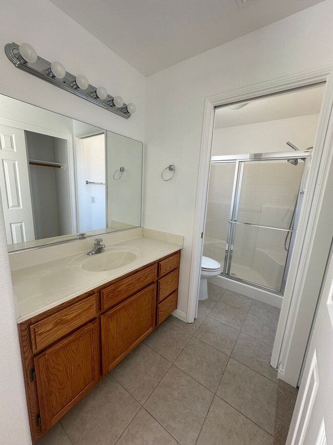 Building Photo - 3 bedroom, 2 bath in Copper Hills