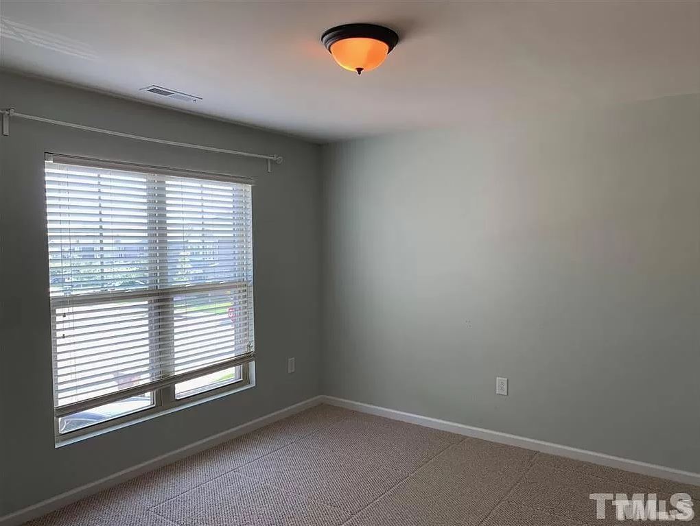 2nd Bedroom - 432 Chanson Dr