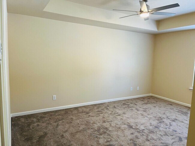 Building Photo - Wow! Check out this charming 3-bedroom, 2....