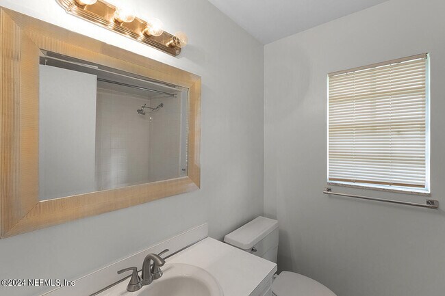 Building Photo - 185 San Juan Dr