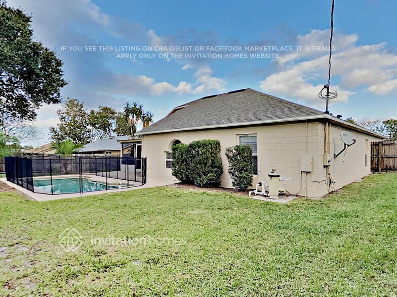 Building Photo - 640 Eldron Ave