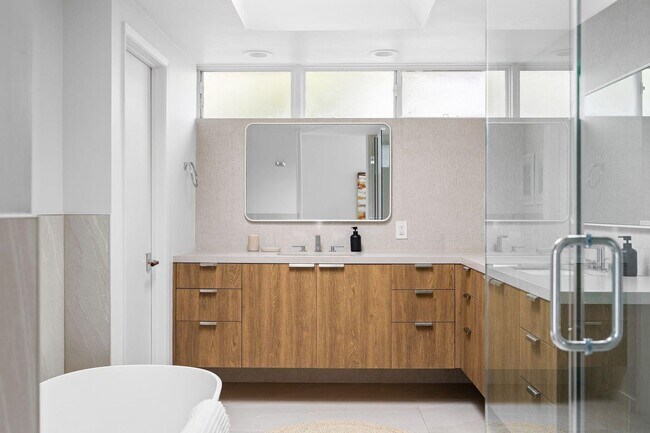 Building Photo - 17440 Revello Dr