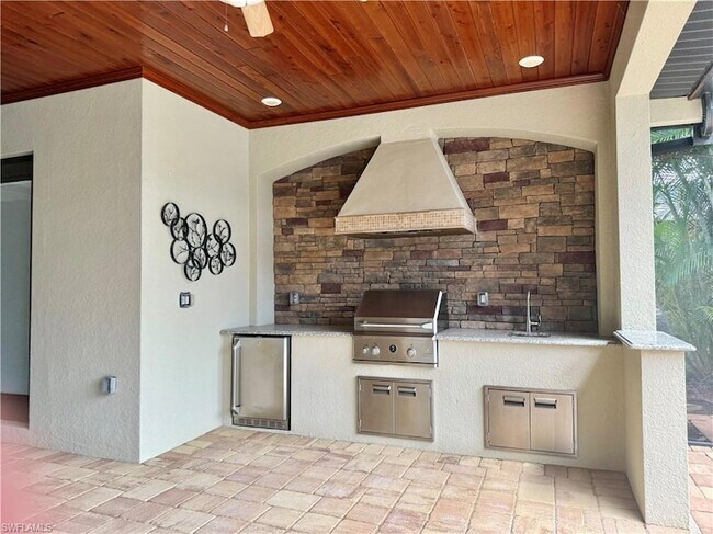Building Photo - 9923 Corso Bello Dr