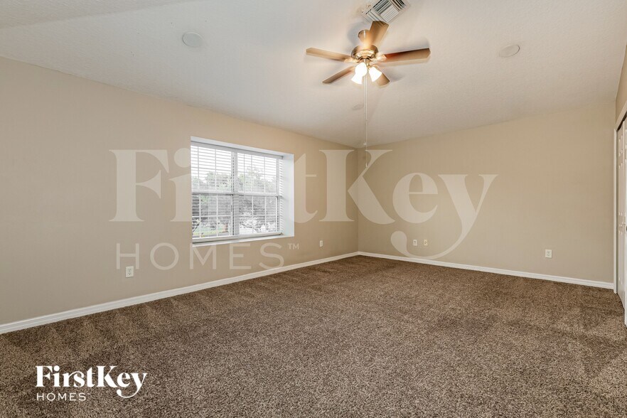 Building Photo - 1335 Emerald Hill Way
