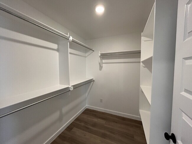 Building Photo - "Charming 3-Bed, 2-Bath Lubbock Home: Spac...