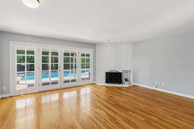 Building Photo - 23020 Haynes St