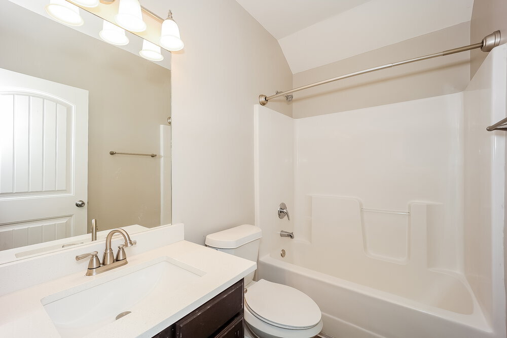 Building Photo - 5914 Grande River Rd