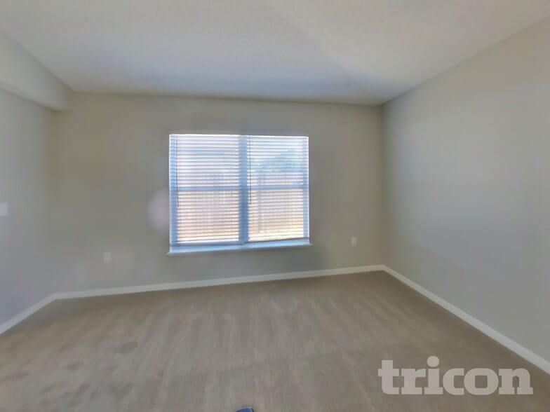 Building Photo - 7121 High Bluff Rd