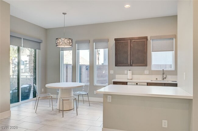 Building Photo - 4056 Desert Trce Ct