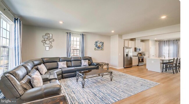 Building Photo - 14489 Dolce Ln