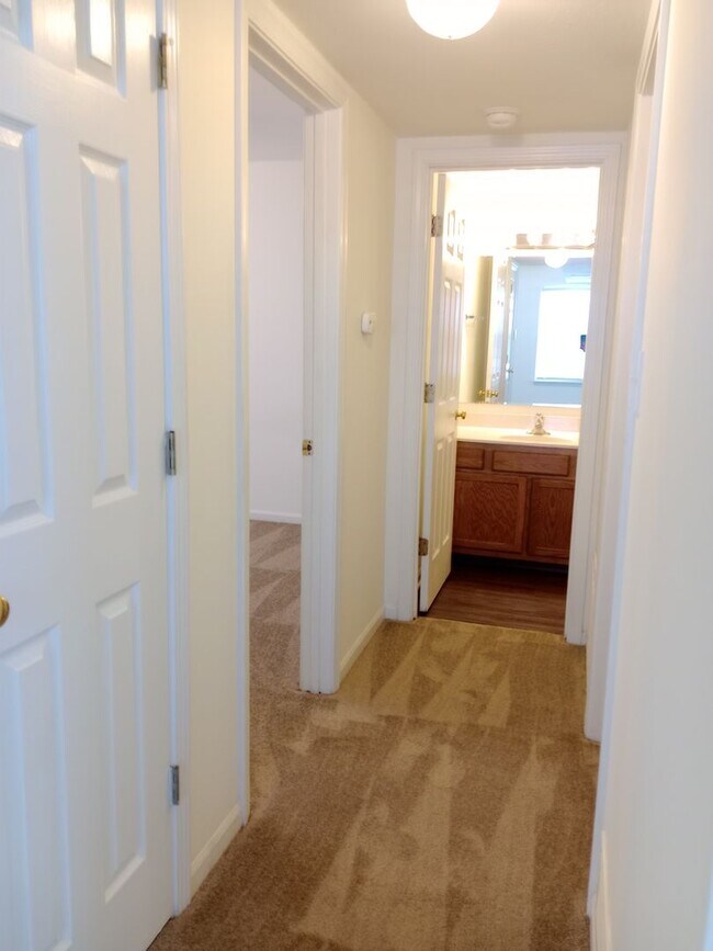 Building Photo - 3534-3536-3536 Prescott Dr