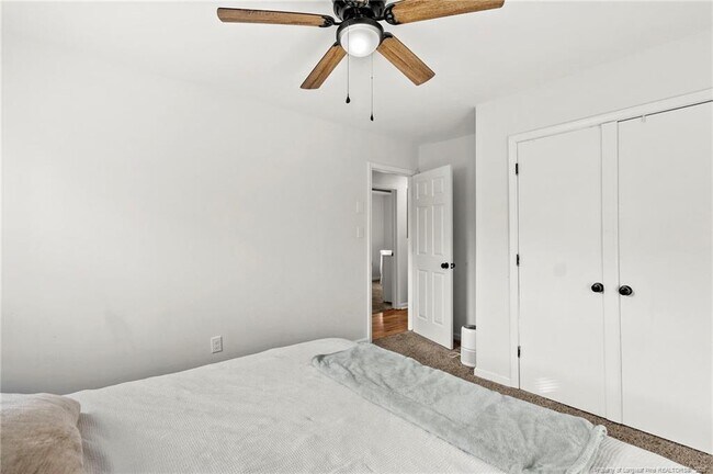 Building Photo - 5861 Columbine Rd