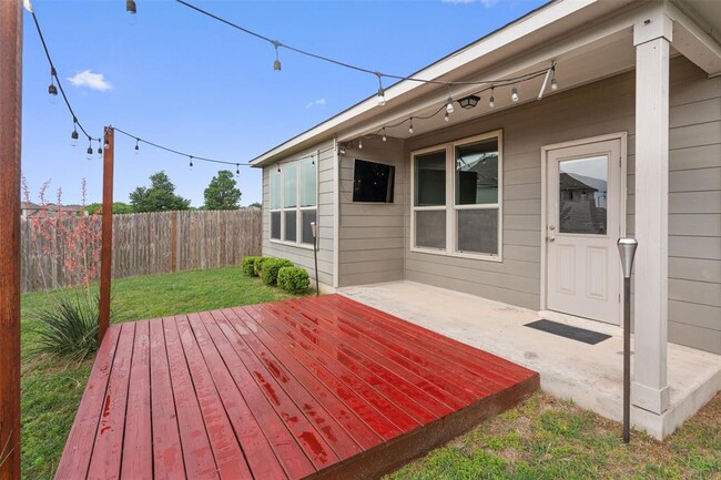 Building Photo - 15903 Serene Fleming Trace