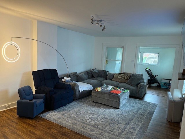 Building Photo - 23 Intervilla Ave