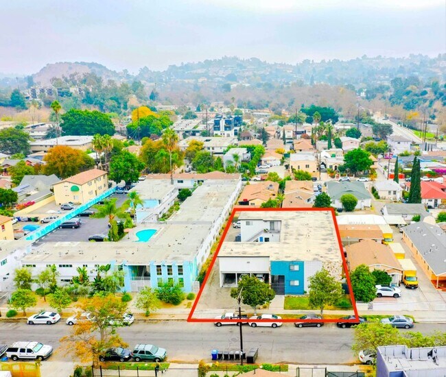 Building Photo - 255 S Ave 55