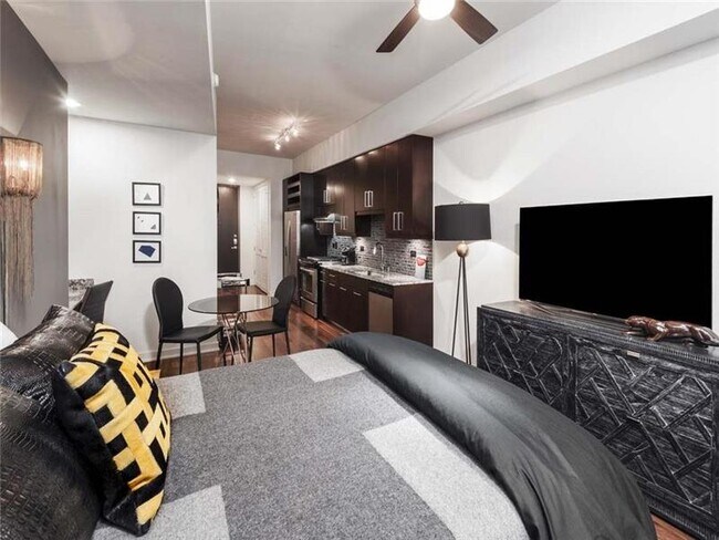 Building Photo - 312 Bowie St