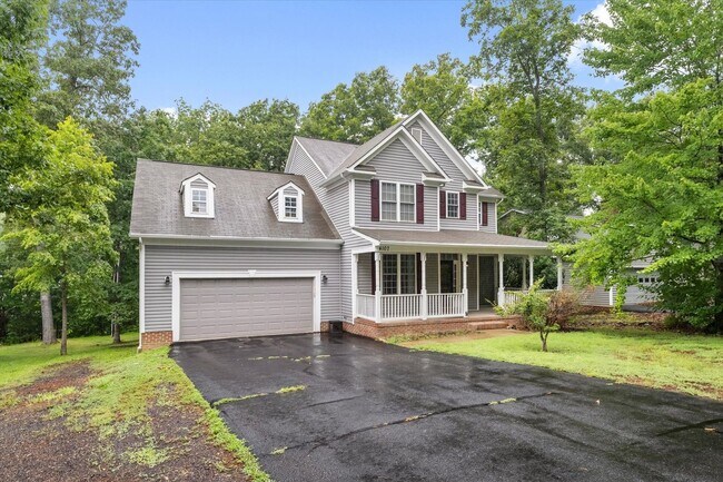 Building Photo - 4107 Lakeview Pkwy