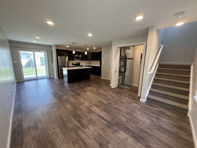 Building Photo - 209 Terrace Dr