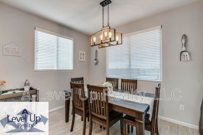 Building Photo - 14097 N Silverleaf Ln