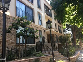 Building Photo - 15344 Weddington St