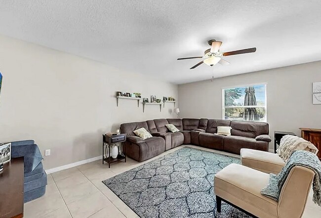 Building Photo - 12841 Wildflower Meadow Dr