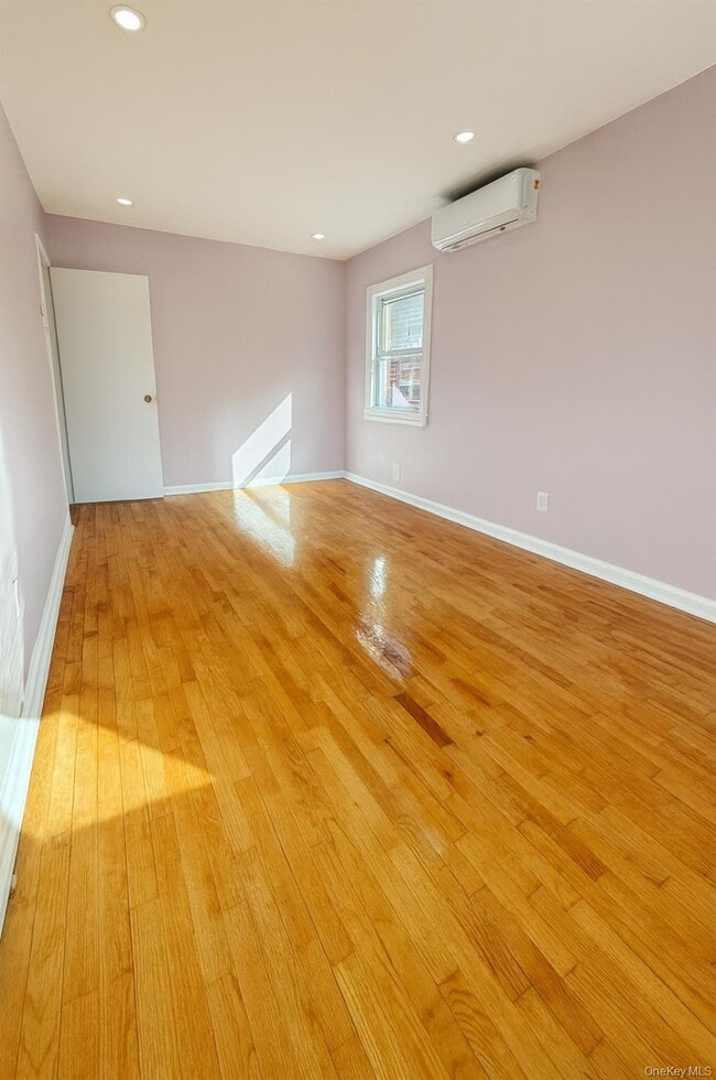 Building Photo - 1059 Burke Ave