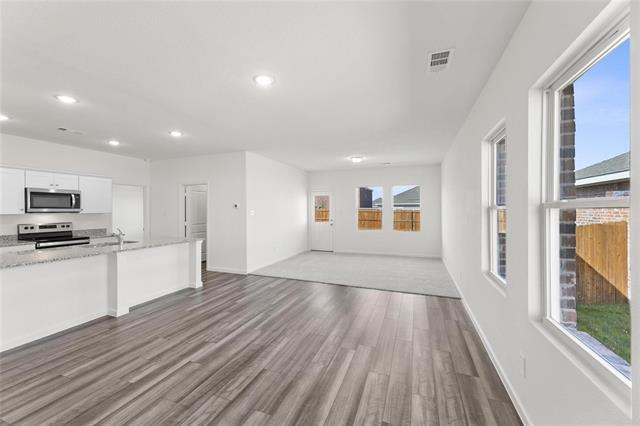 Building Photo - 761 Yorkshire Dr